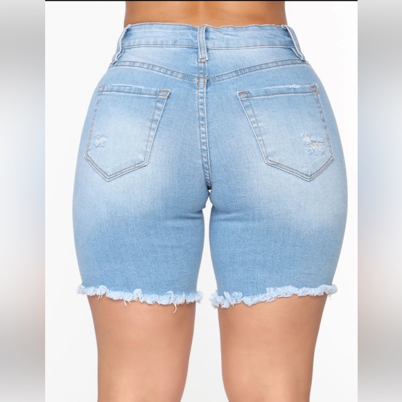 Denim Bermuda Shorts NWT - Picture 7 of 7